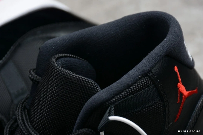 1st Kicks Shoes 378037-010 Retro Jordan (2012) Bred 11 Air 0710